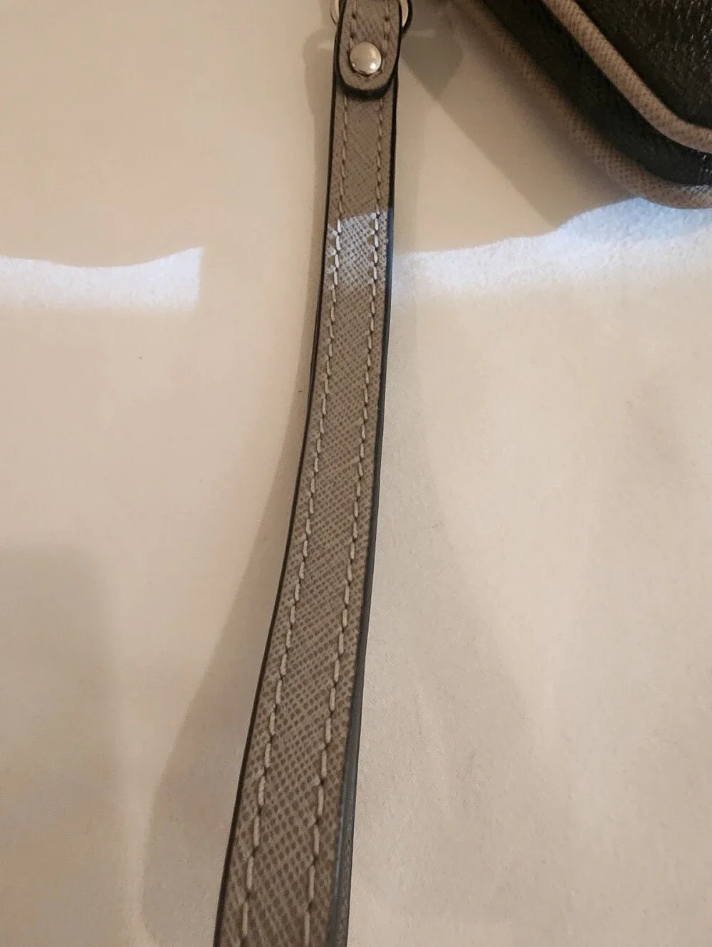 MICHAEL Michael Kors Bedford Large Double-Zip Wristlet   Black/Grey